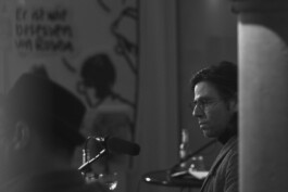 Deniz Utlu - beim Vortrag 